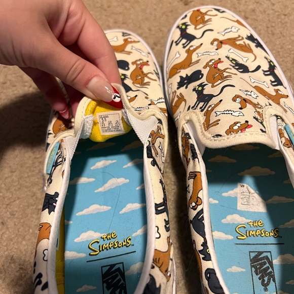 Simpson Pet Vans - Picture 3 of 4